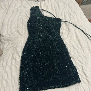 Lucy in the Sky One-Shoulder Sequin Mini Dress - Black and Green
